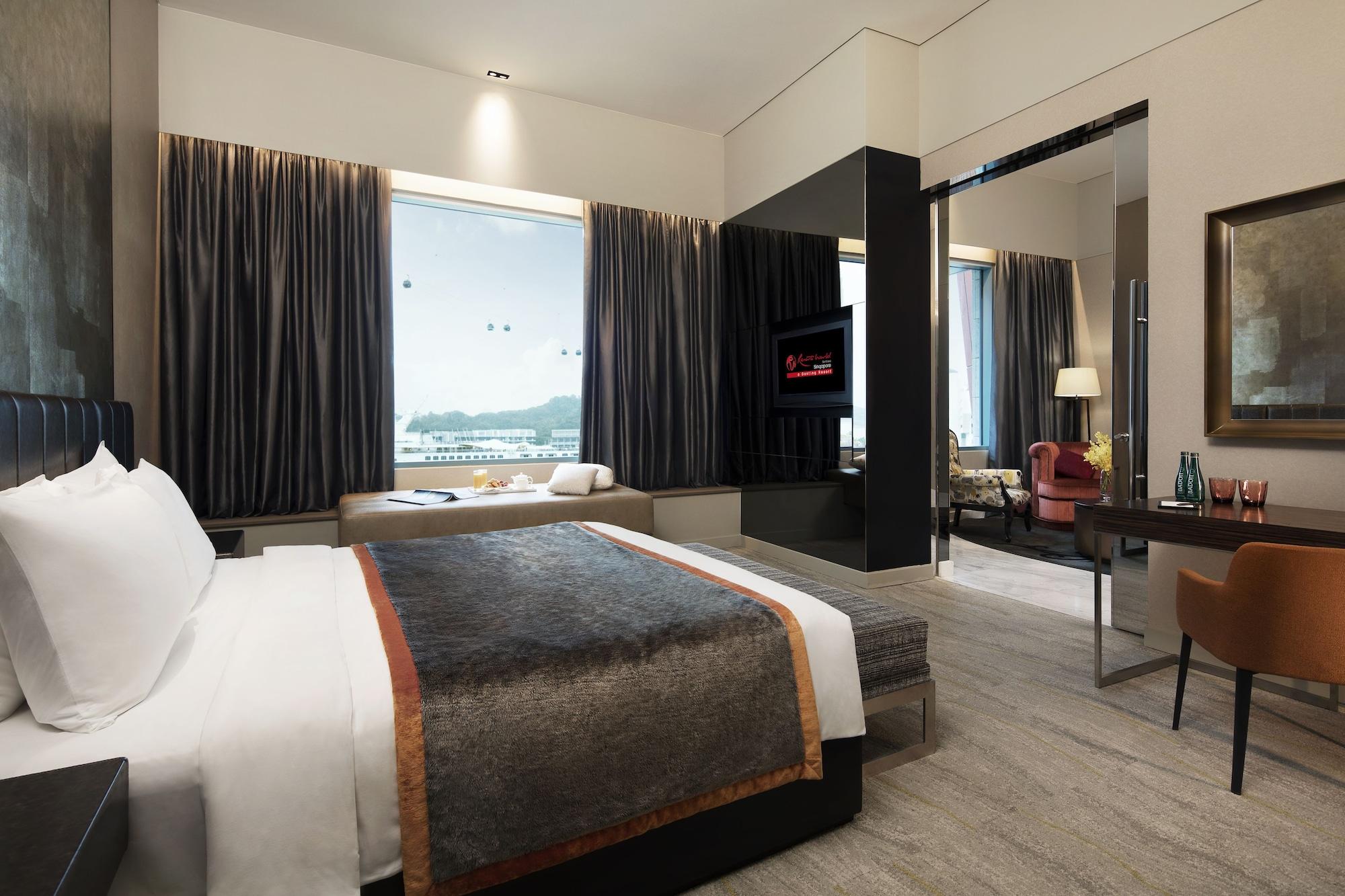 Resorts World Sentosa - Hotel Singapur Dış mekan fotoğraf Deluxe Room