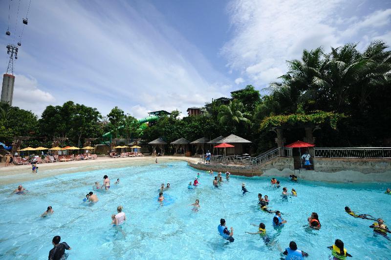 Resorts World Sentosa - Hotel Singapur Dış mekan fotoğraf Splash Island